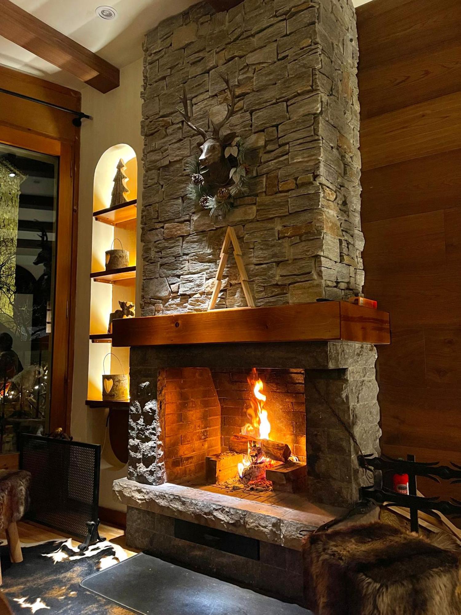 Casa Matilda - Apartamento Con Chimenea, Vistas, Rustico-Elegante En El Centro Sant Joan de les Abadesses Εξωτερικό φωτογραφία